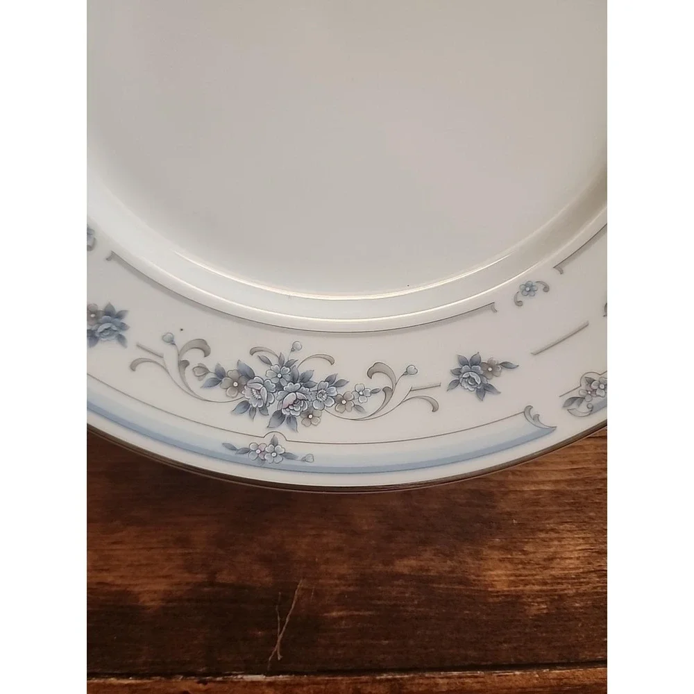 Single‎ Place Setting - Nitto Claridge W 76 China Blue Flowers Silver